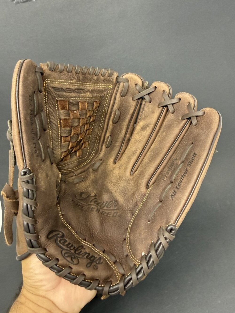 Rawlings P140BPS 14" Outfield Glove Player's Preferred RHT Right Throw